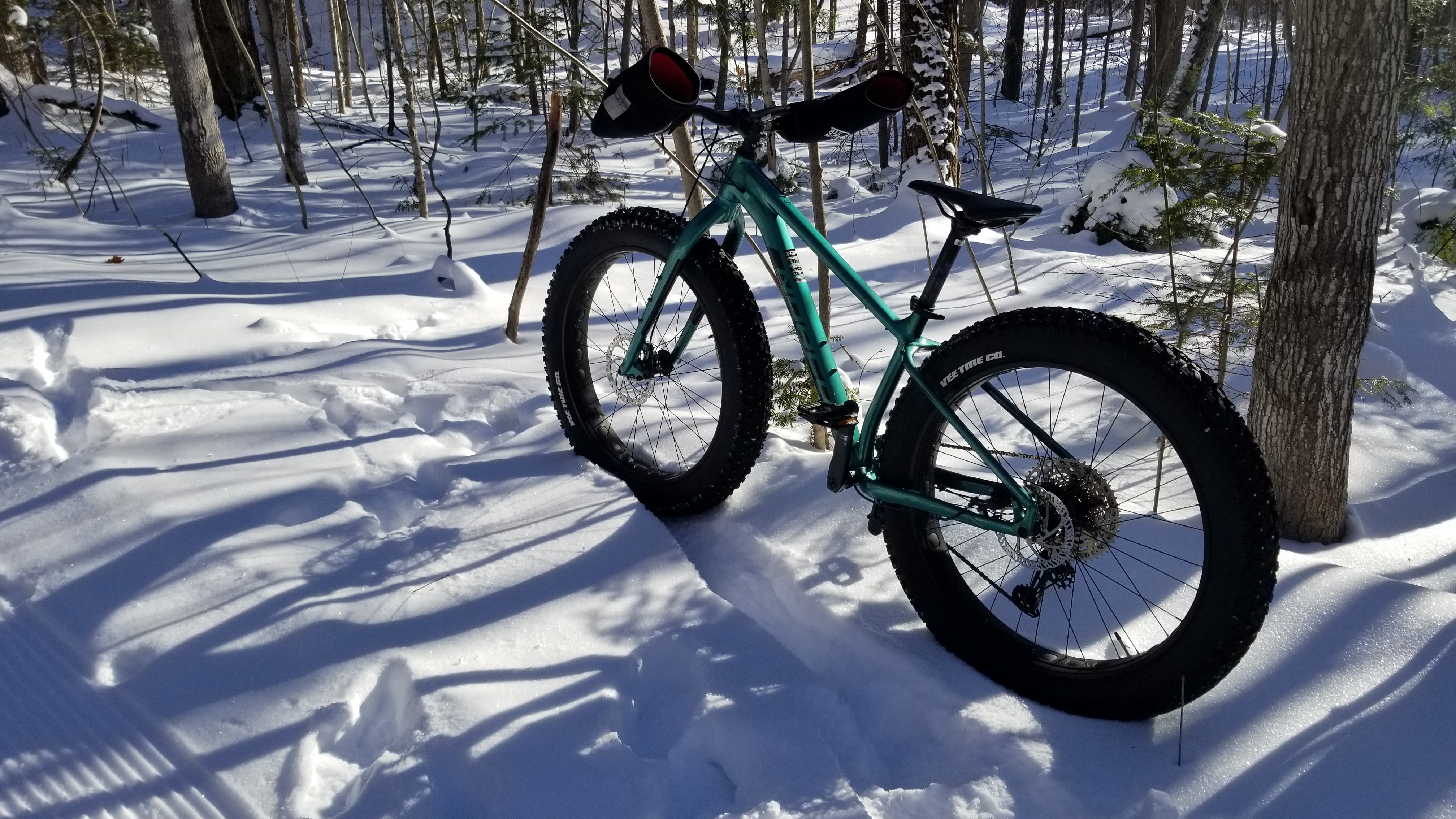 norco bigfoot 3 fat bike parked in the snow